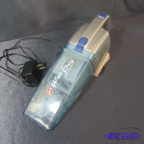 lot 363 image: Hoover Wet Dry Hand Vac