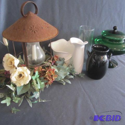 lot 370 image: Hurricane Lamp, Vases