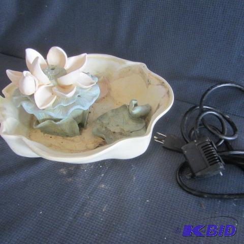 lot 376 image: Lily Pad Fountain