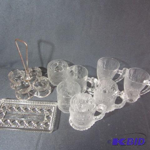 lot 394 image: Flintstone Mugs, Glass Tray