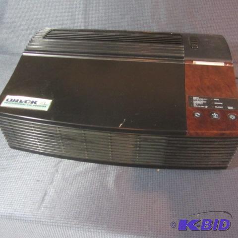 lot 423 image: Oreck Air Purifier