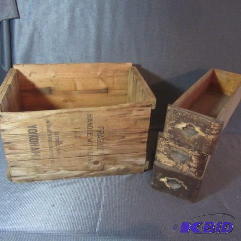 lot 427 image: Vintage Wood Box & Drawers
