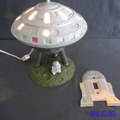 lot 435 image: Star Wars Bed Light