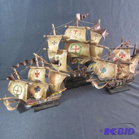 lot 443 image: Model Ships