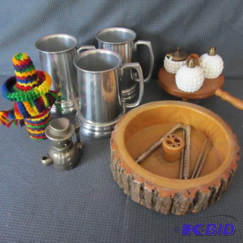 lot 465 image: Vintage Kitchen Collectibles