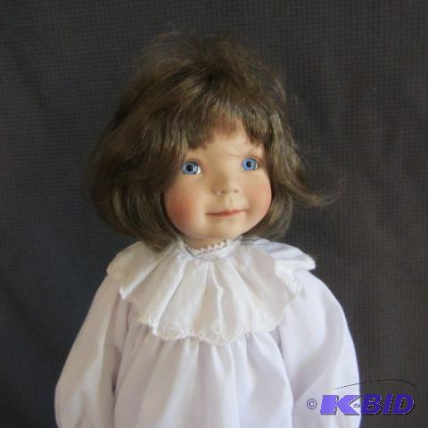 lot 49 image: Bedtime Jenny Doll