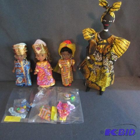 lot 70 image: Ethnic & Plastic Dolls