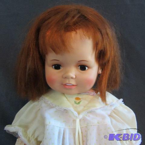 lot 72 image: Ideal Baby Crissy Doll