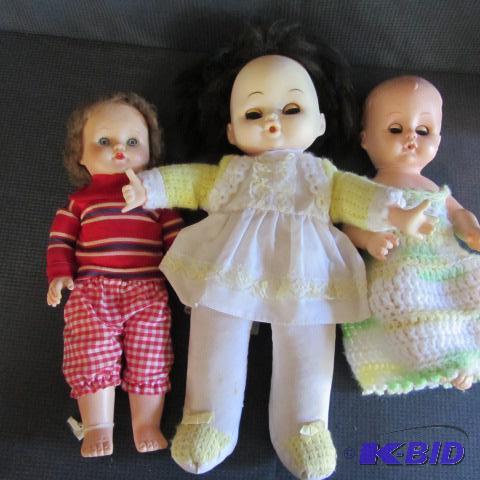 lot 75 image: Eegee, Uneeda & Playmates Dolls