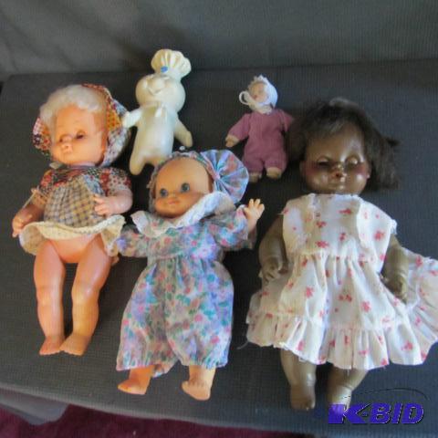 lot 78 image: Dolls, Pillsbury Doughboy