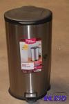 Step Garbage Can with Lid