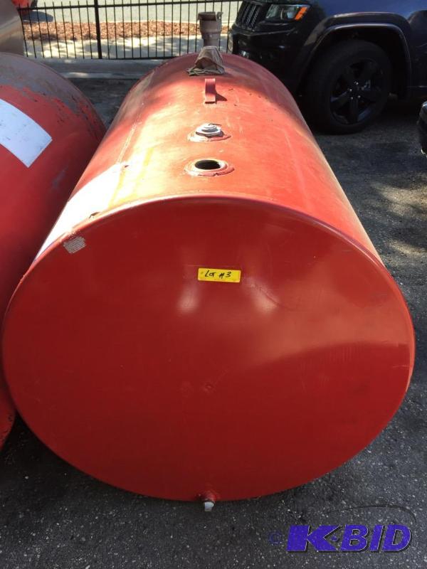 lot 3 image: Bulk Oil Storage Tank