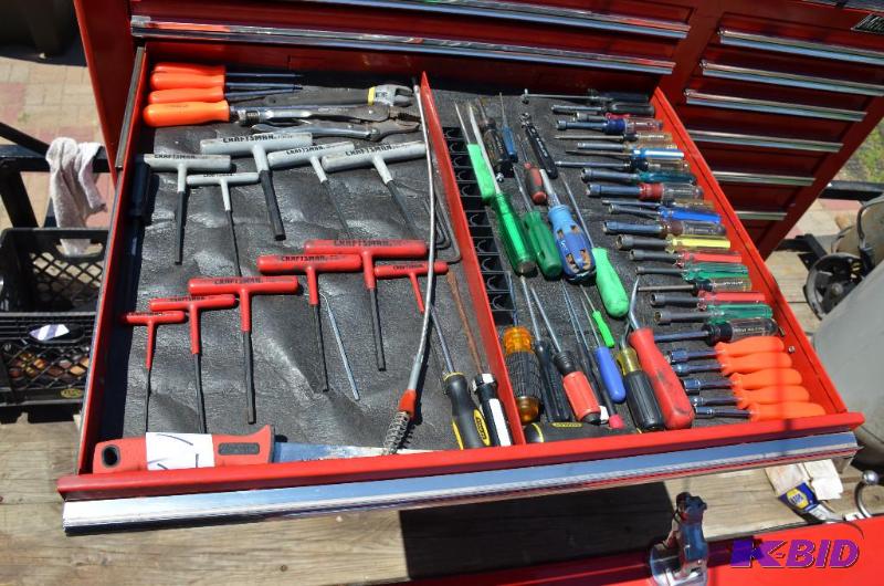 lot 17 image: Lot of tools including screw drivers, nut dr...