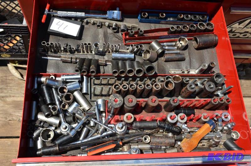 lot 41 image: Lot of Impact Sockets, Specialty Impact Socke...
