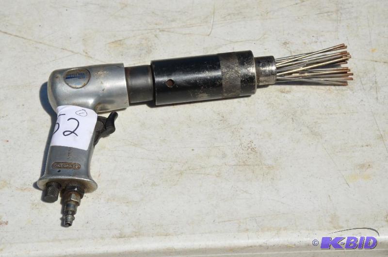 lot 52 image: Gear Scaler by Northern Industrial tools...