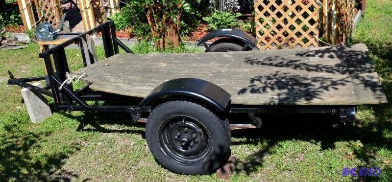 lot 8B image: 2015 3 Spot Motorcycle Trailer 48" x 99&...