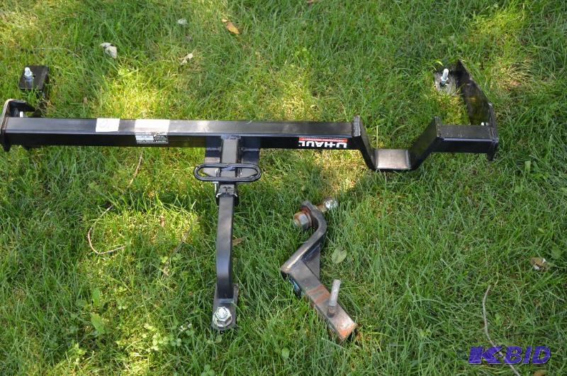 lot 90 image: Uhaul Power Tow Drawbar&nbspfits 1 14"...