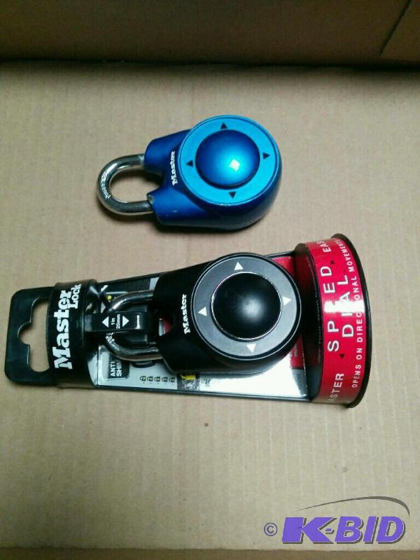 2 Master Locks