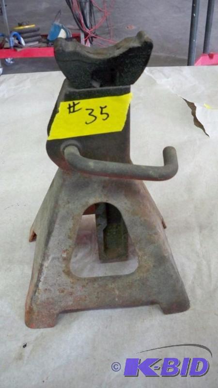 Jack stand