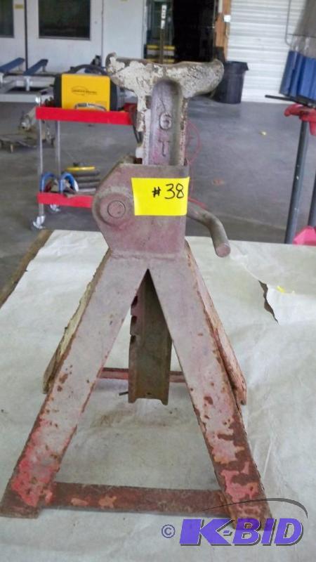 Jack stand