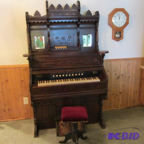 lot 13 image: Antique Beethoven Pump Organ