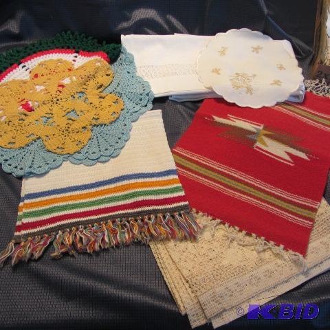 lot 22 image: Fancy Linens