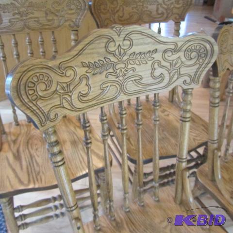 lot 3 image: Four Oak Pressback Chairs