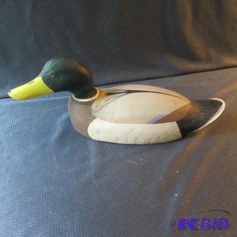 lot 54 image: Hand Carved Decoy