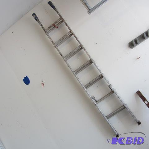 lot 71 image: Aluminum 16ft Ladder