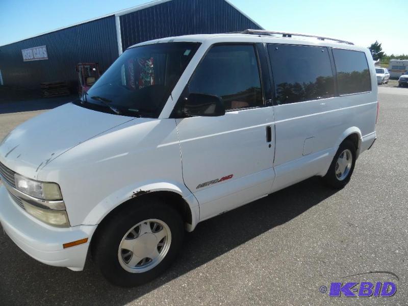 1997 Chevy Astro Van LS
