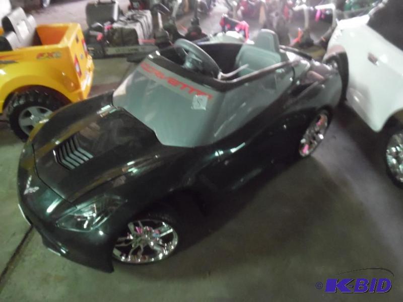 lot 9 image: Power Wheels