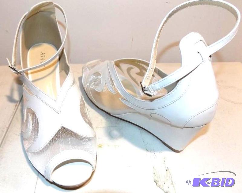 Ashro white luxie mesh wedge