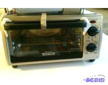 Black and Decker Toaster Oven