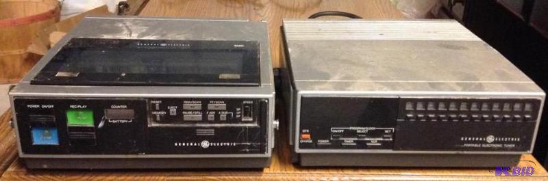 lot 117 image: GE Portable Electronic Tuner - Two Components
