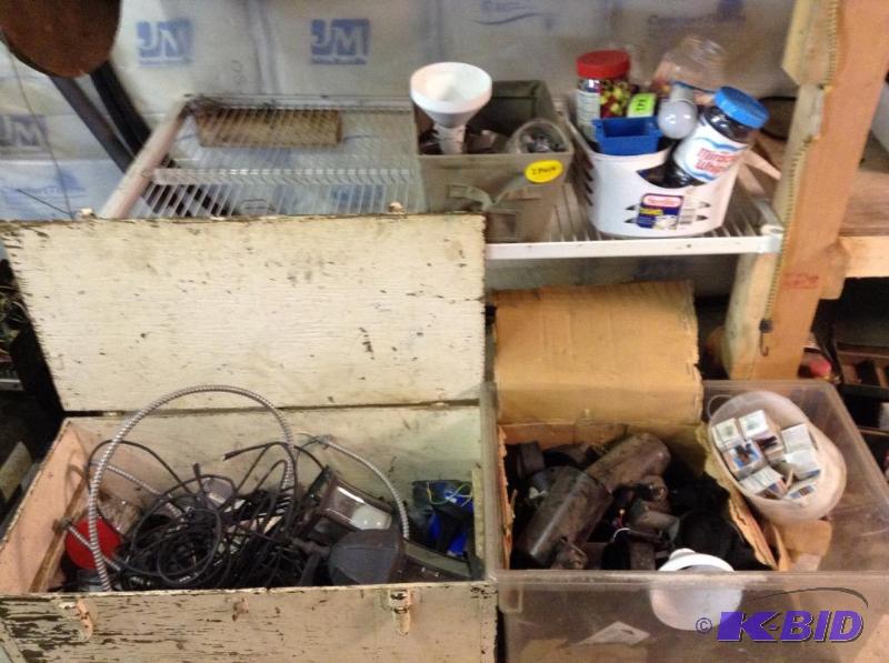 lot 154 image: Electrical Parts - Outdoor Lighting Parts - Track Lighting Part