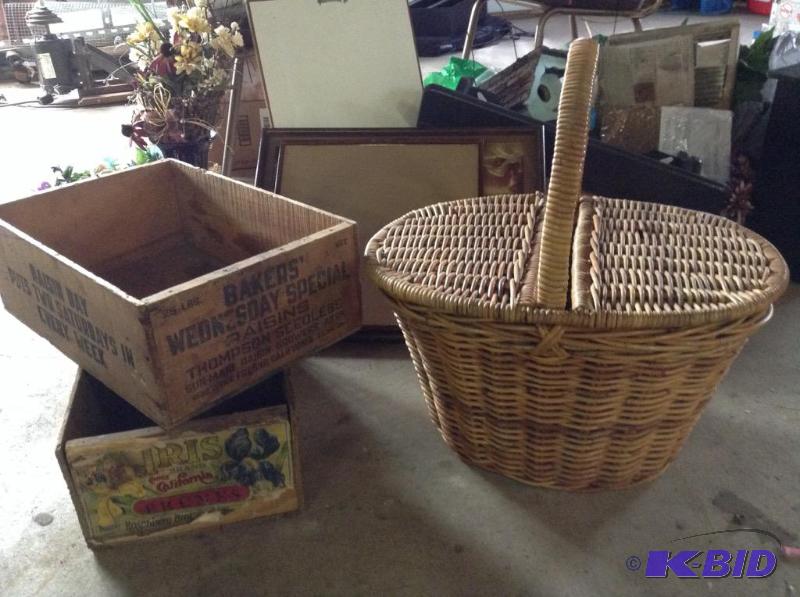 lot 172 image: Vintage Crates and a Basket with Lid