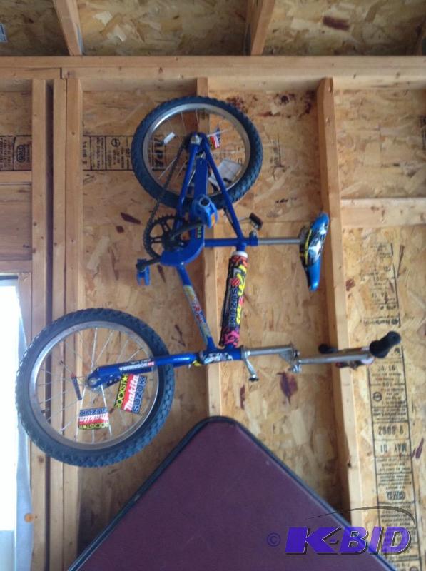 lot 188 image: Boys BMX Bike