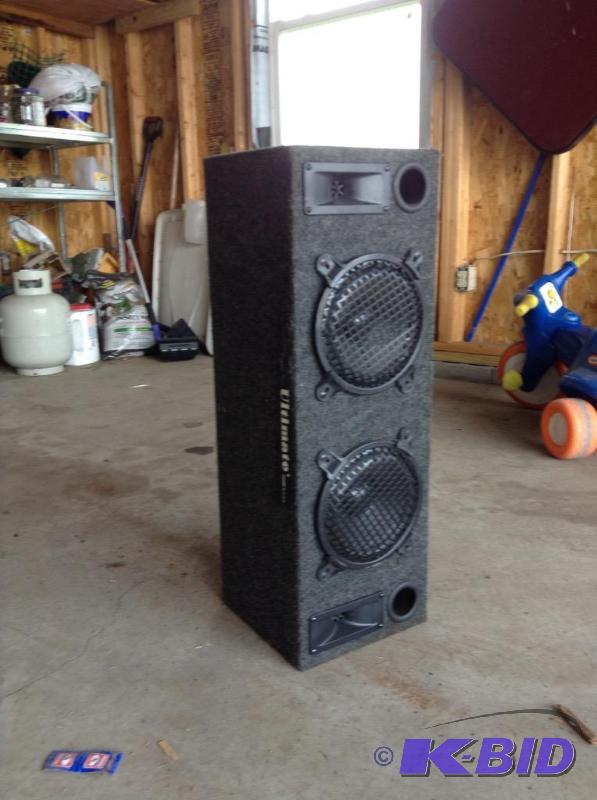 lot 191 image: Single Lonely Speaker