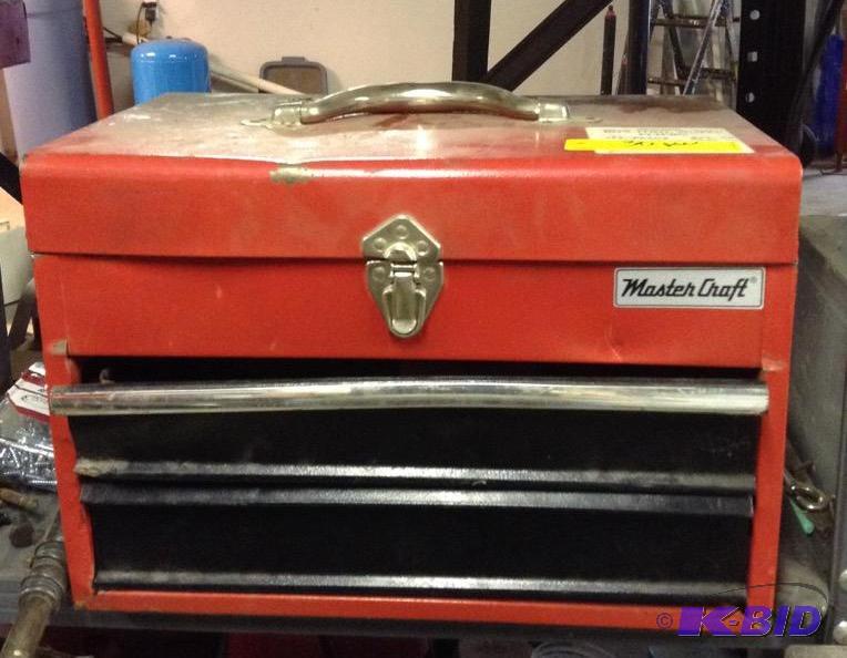 lot 30 image: Master Craft Tool Box and Contents