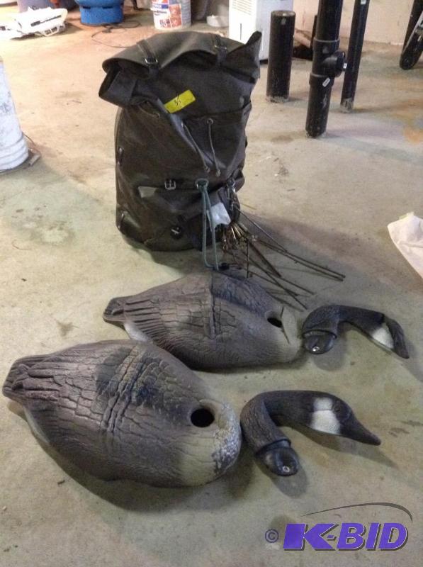 lot 35 image: Back Pack of Collapsible Goose Decoys with Stakes