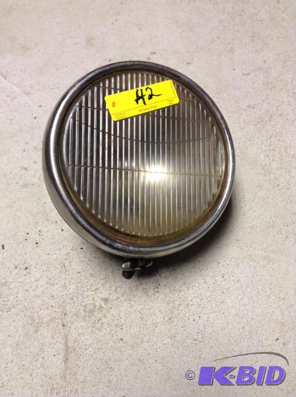 lot 42 image: Old Ford Two Lite Head Lamp