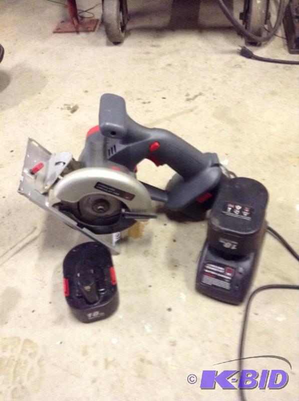 lot 64 image: Cordless  Circular Saw with Batteries and Charger