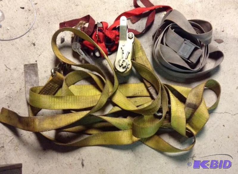 lot 93 image: Lot of Heavy Duty StrapsTie Downs and Ratchet Cinch