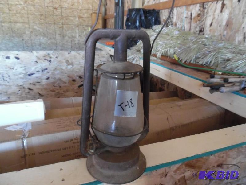 kerosene light