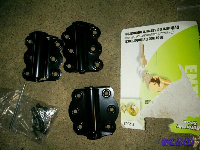 8 Item Lot