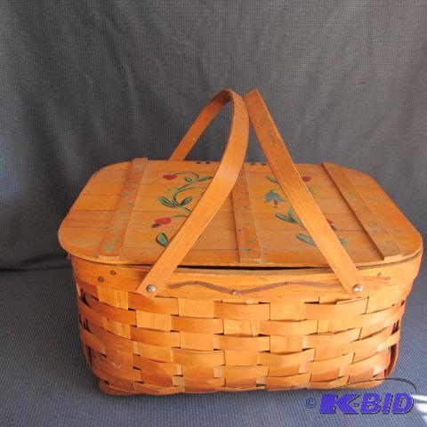 Vintage Picnic Basket