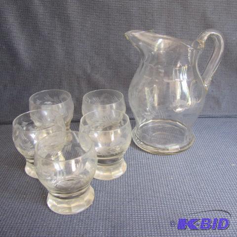 Lemonade Pitcher