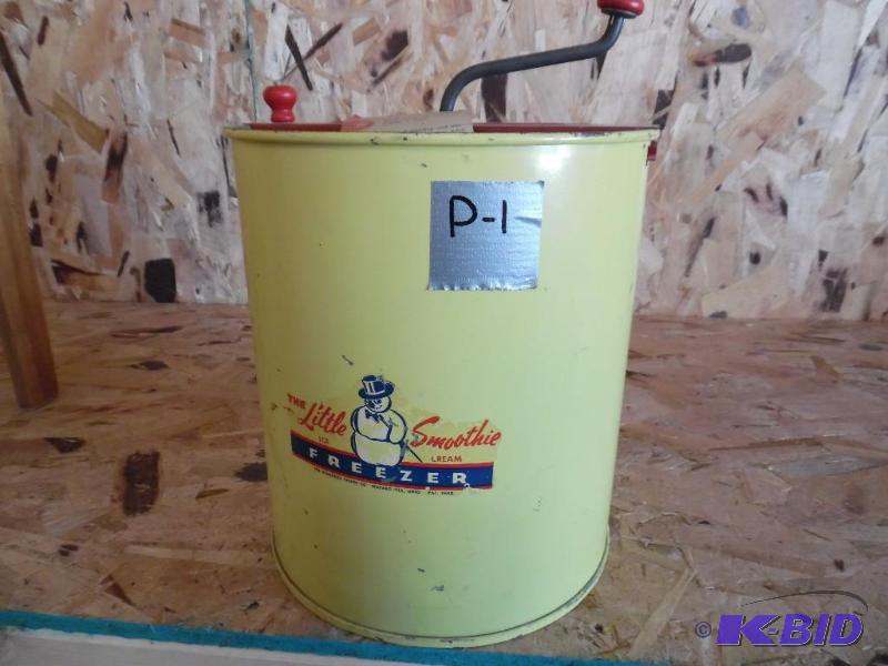 Antique Smoothie ice cream freezer