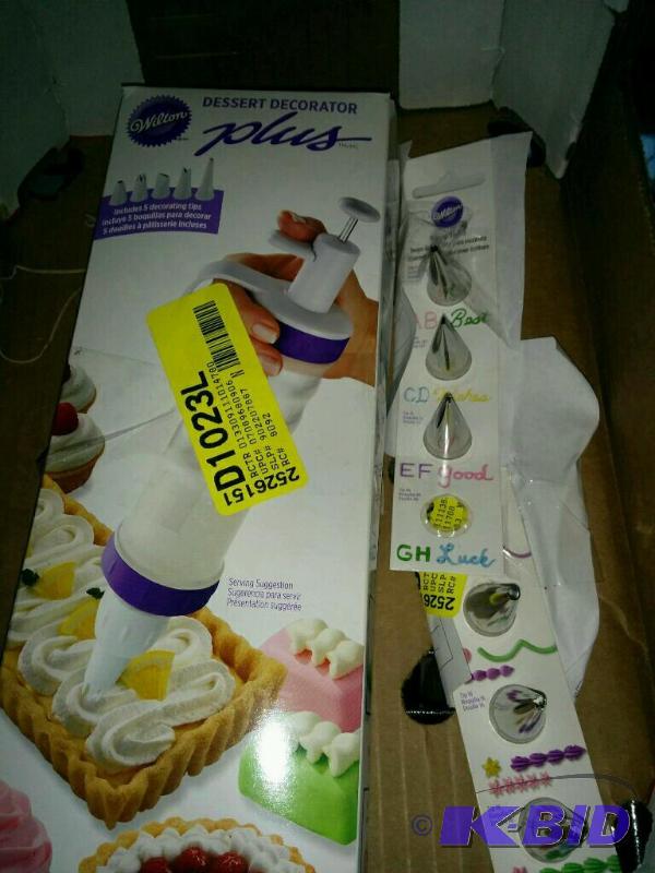 3 Cake Decorating Items