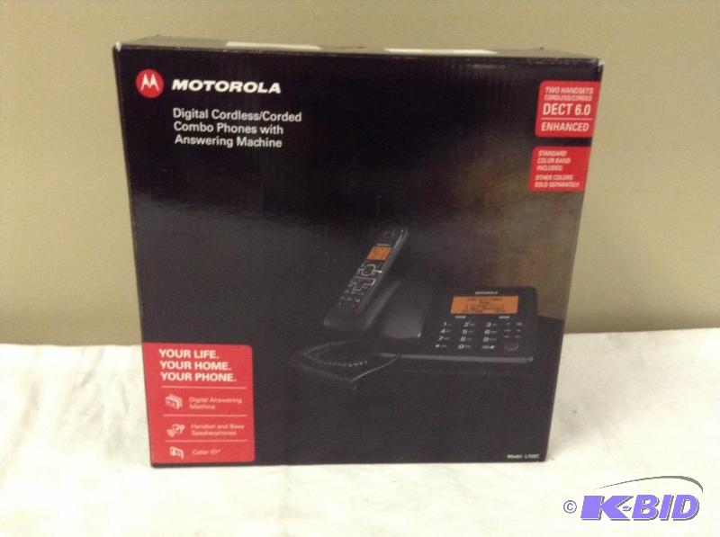 lot 100 image: Motorola CordedCordless Phone Set